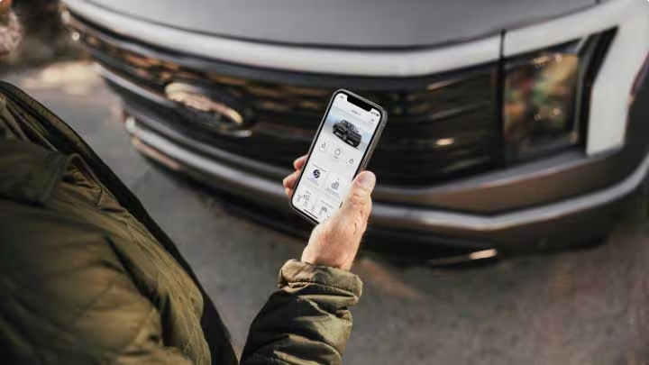 Gestion-de-datos-ford-pro-cards